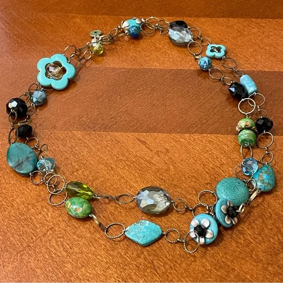 Sweet Romance Long Necklace - Picture 9 of 17